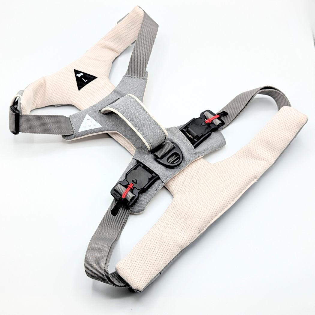 Magnetic Dog Harness – One-Hand Clip, No-Pull Design