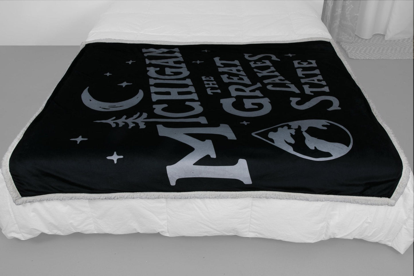 Blanket - Michigan Vintage Font